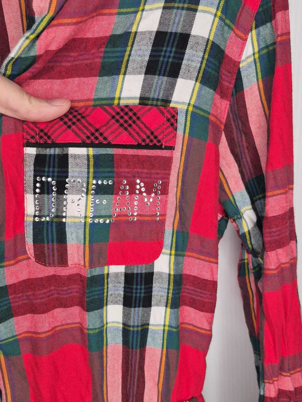NWOT VS Vicroria's Secret Plaid Pajama Romper Size Small - Picture 4 of 9